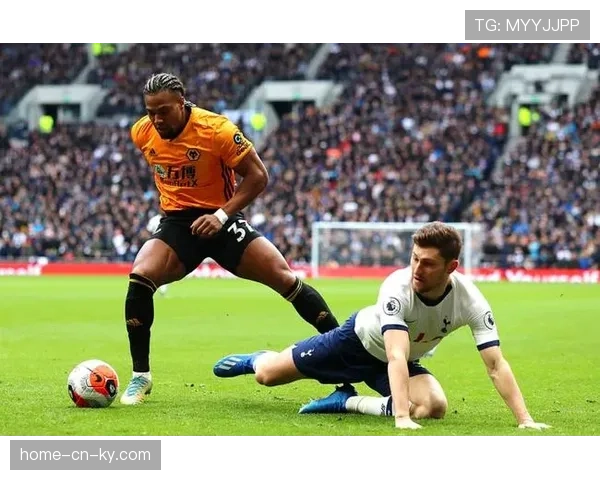 热刺防守转换漏洞频出 高位防线易遭反击打身后